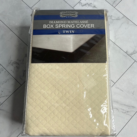 Bedding Nwt Dreamspace Diamond Matelass Boxspring Cover Ivory Twin